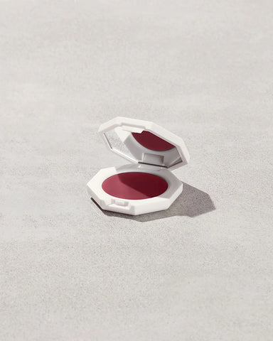 Cheeks Out Freestyle Cream Blush — Riri