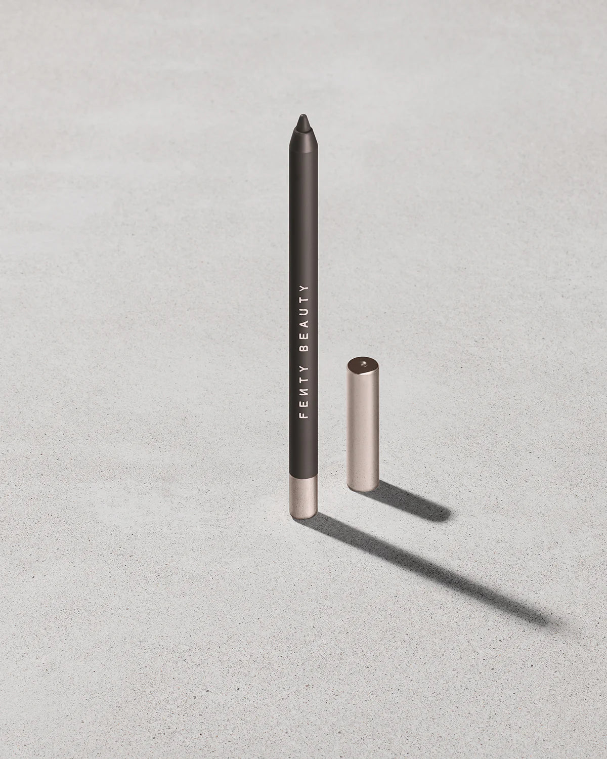 Trace'd Out Longwear Waterproof Pencil Lip Liner — Coal Blooded