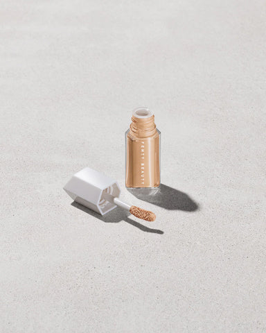 We're Even Hydrating Longwear Concealer — 290W