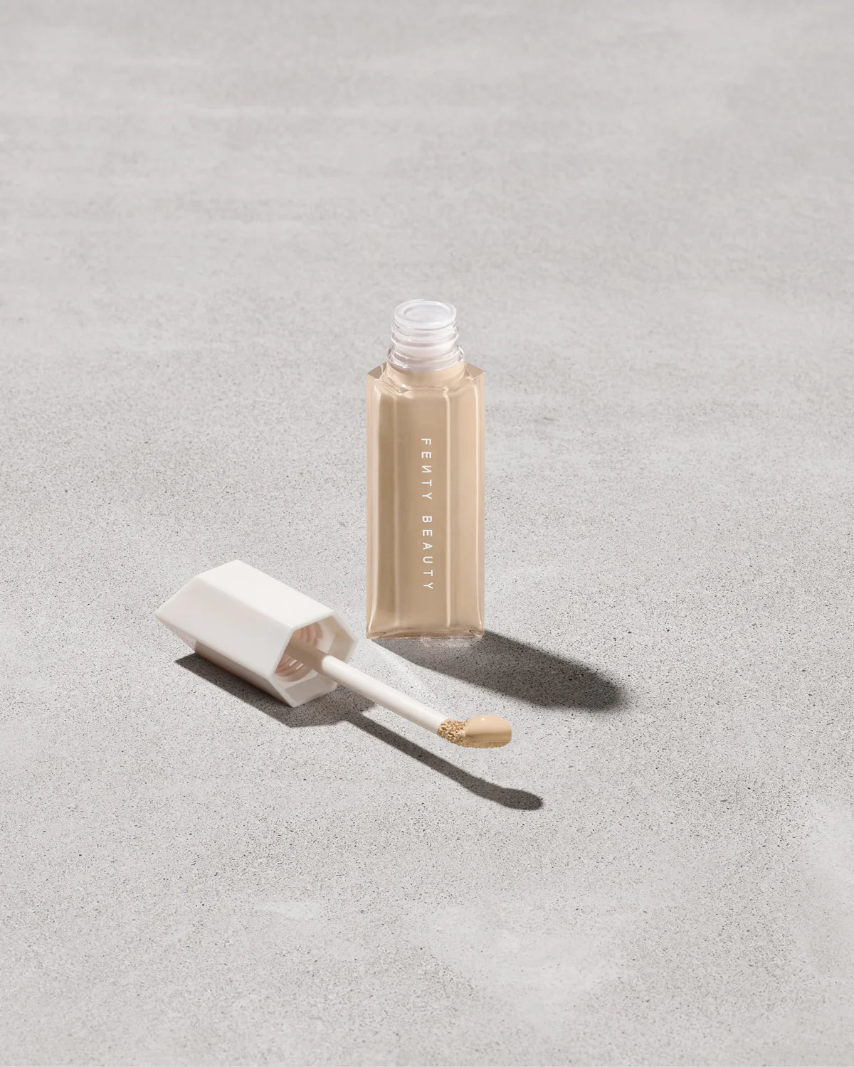 We're Even Hydrating Longwear Concealer — 190W