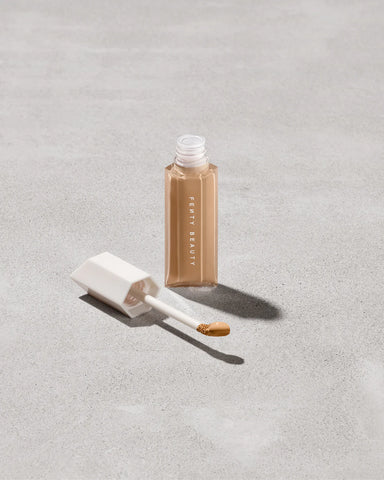 We're Even Hydrating Longwear Concealer — 290W