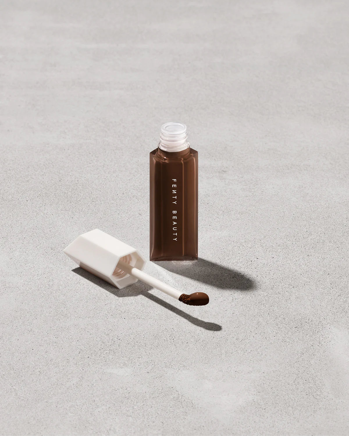 We're Even Hydrating Longwear Concealer — 490N