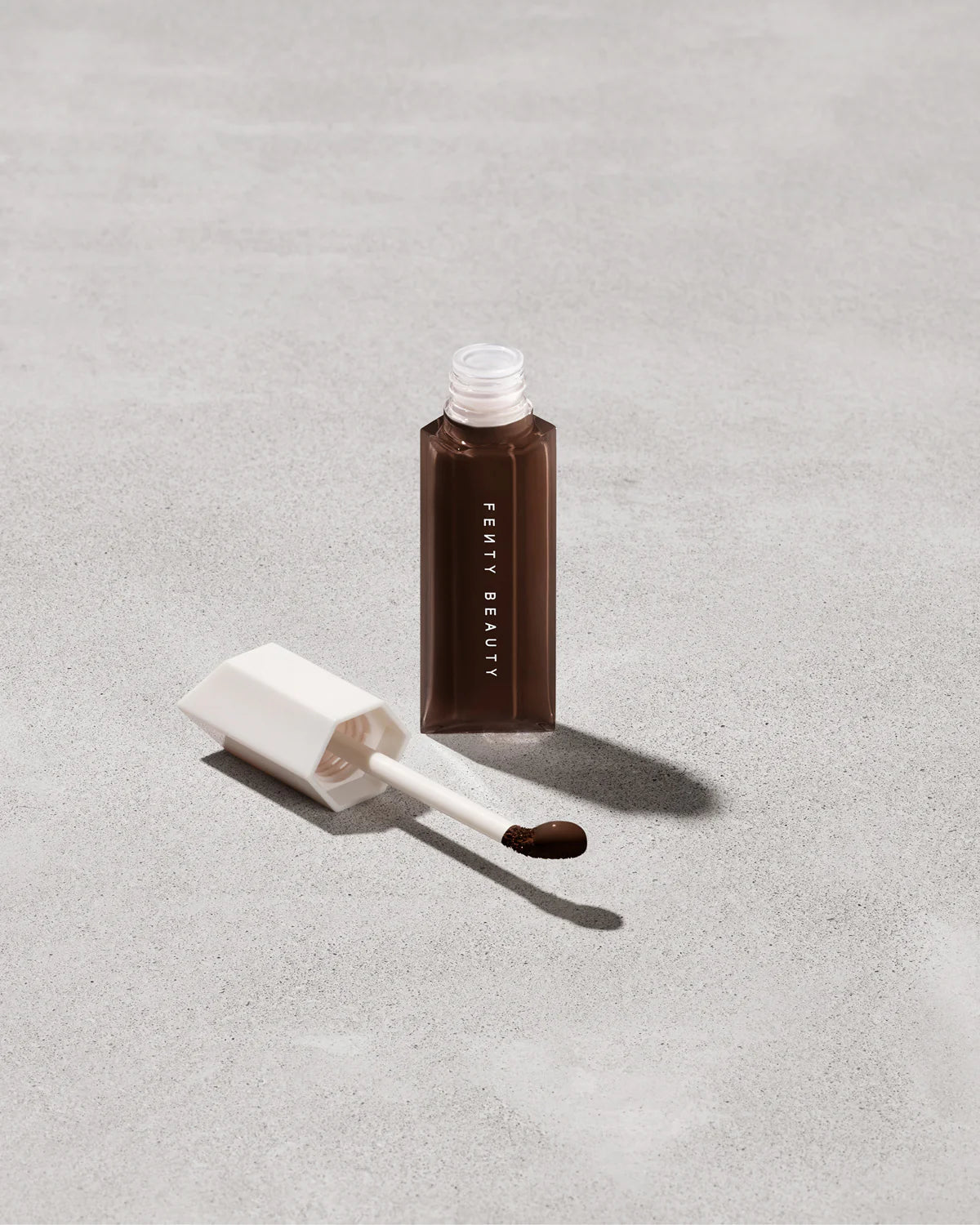 We're Even Hydrating Longwear Concealer — 498N