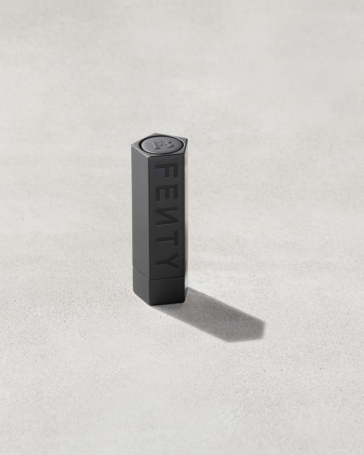 Fenty Icon The Case Semi-Matte Refillable Lipstick — Matte Black
